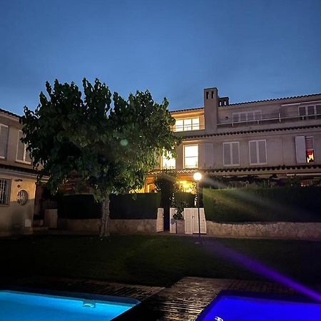 Cambrils Adosado Con Piscina 4 Habitaciones, 8 Huespedes Luaran gambar