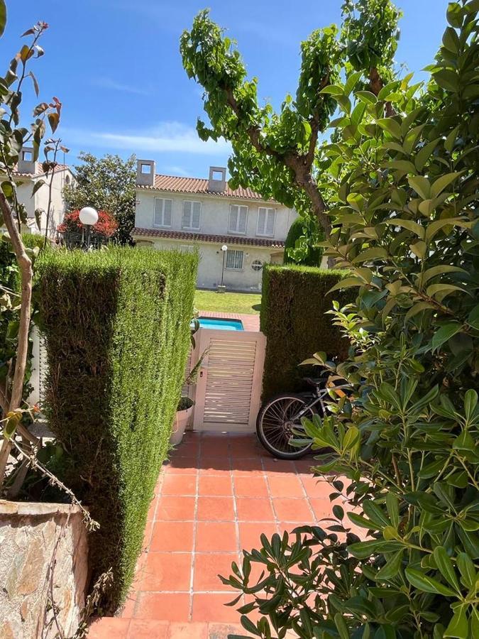 Cambrils Adosado Con Piscina 4 Habitaciones, 8 Huespedes Luaran gambar